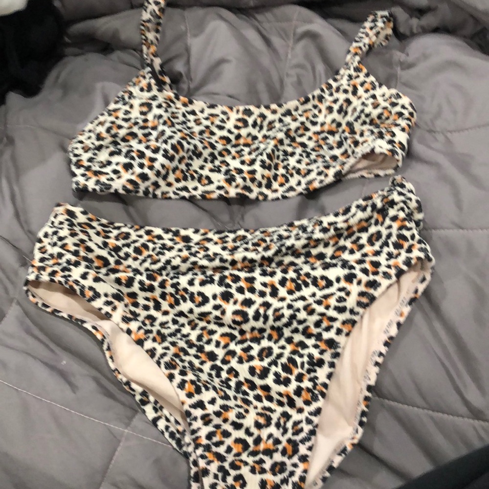 High waisted bikini